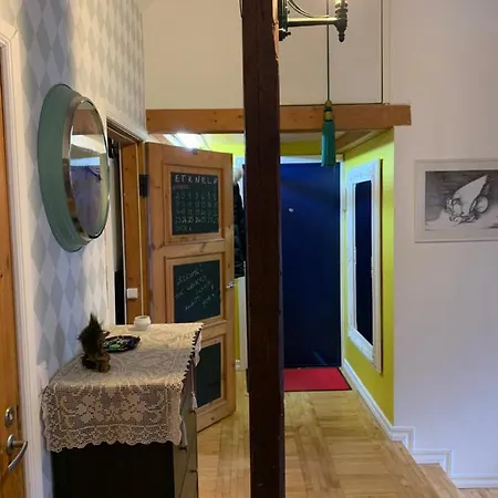 Old Town Writers House * Ταλίν