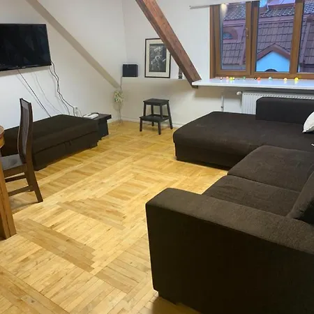 Old Town Writers House Apartment